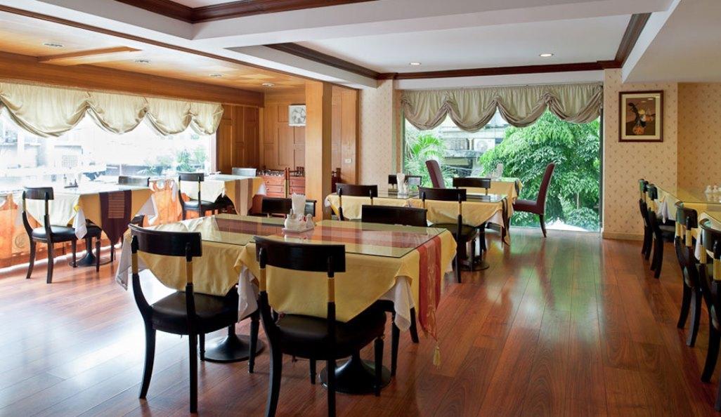 Silom City Hotel Bangkok Exterior photo