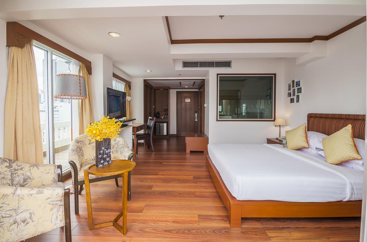 Silom City Hotel Bangkok Exterior photo